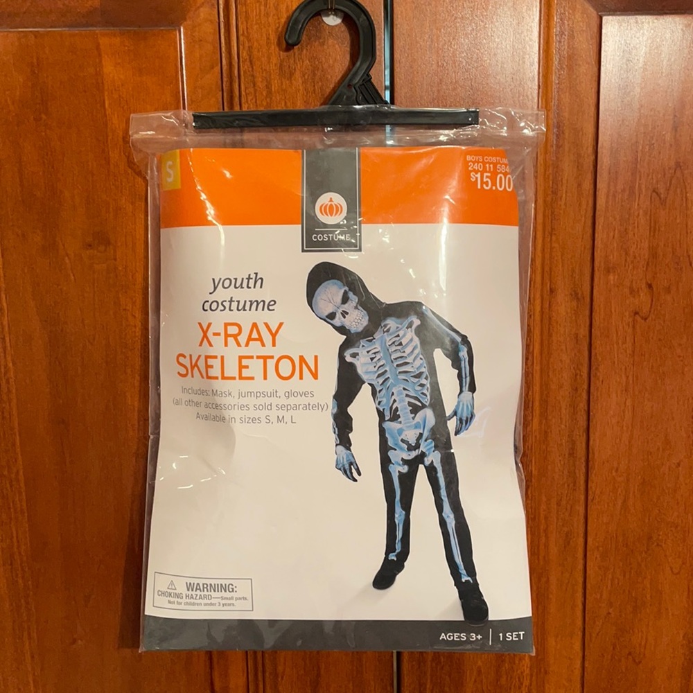 Kids X-ray skeleton costume. Size small (4-6)